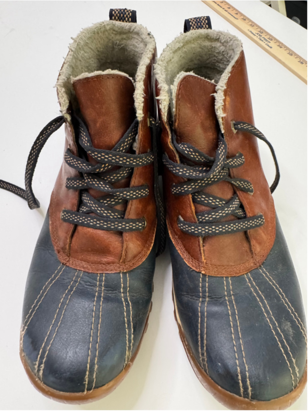 Women's Timberland Winter Boots Size 8 Brown Black Leather Duck Boots